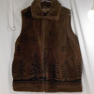 COBBLESTONE CANYON,  Cozy Brown Fleece Vest with Tree Design
